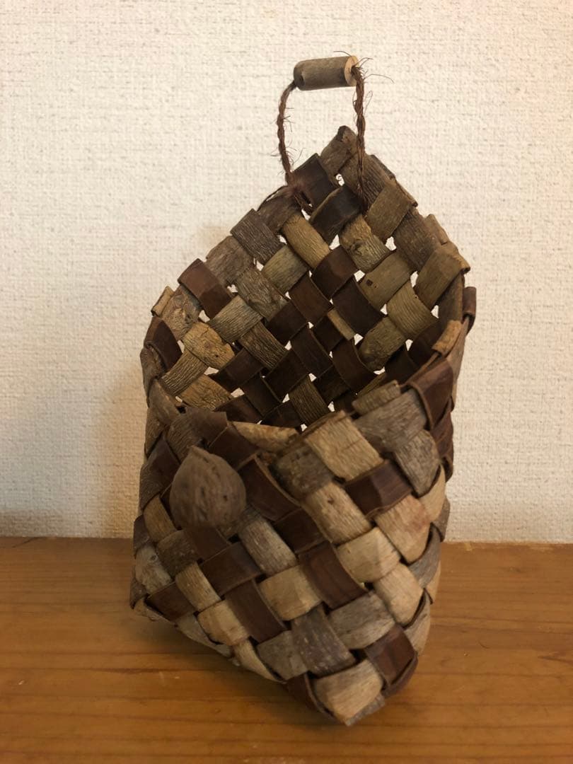 松岡えりこ　掛けかご　くるみ