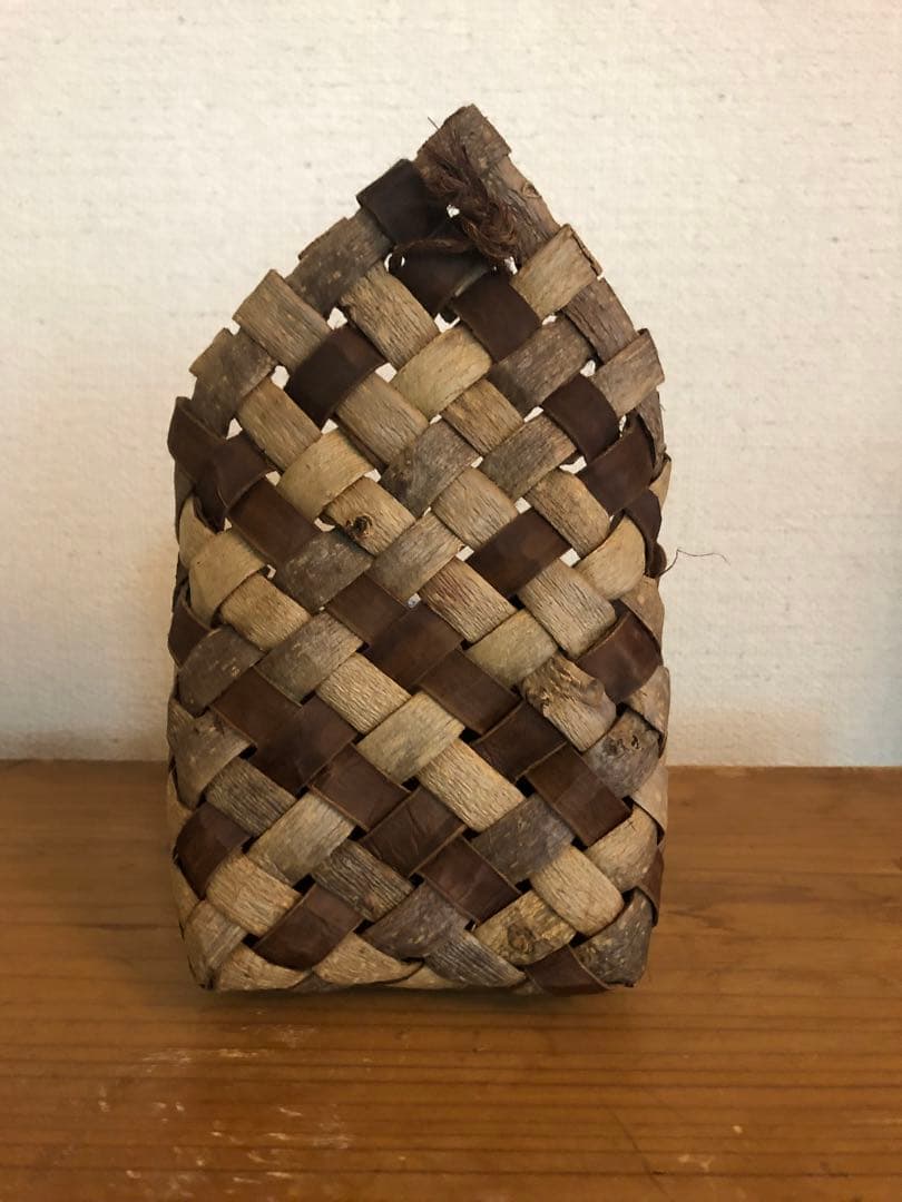 松岡えりこ　掛けかご　くるみ