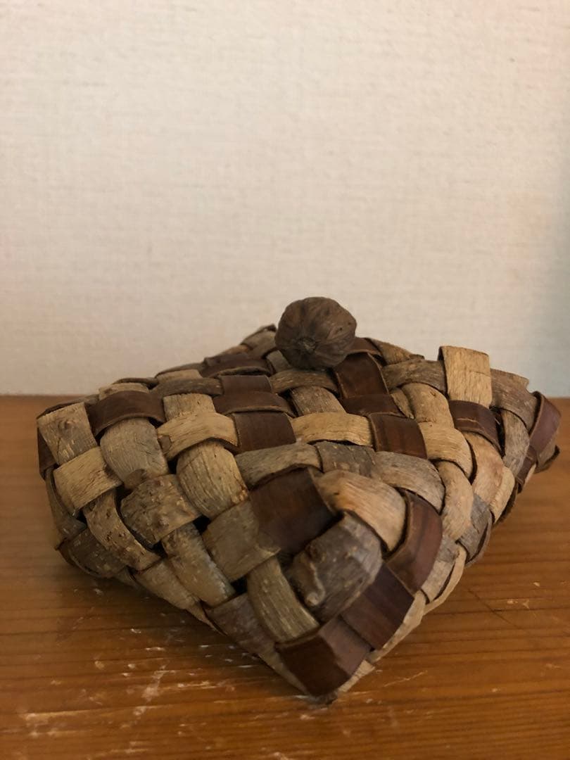 松岡えりこ　掛けかご　くるみ