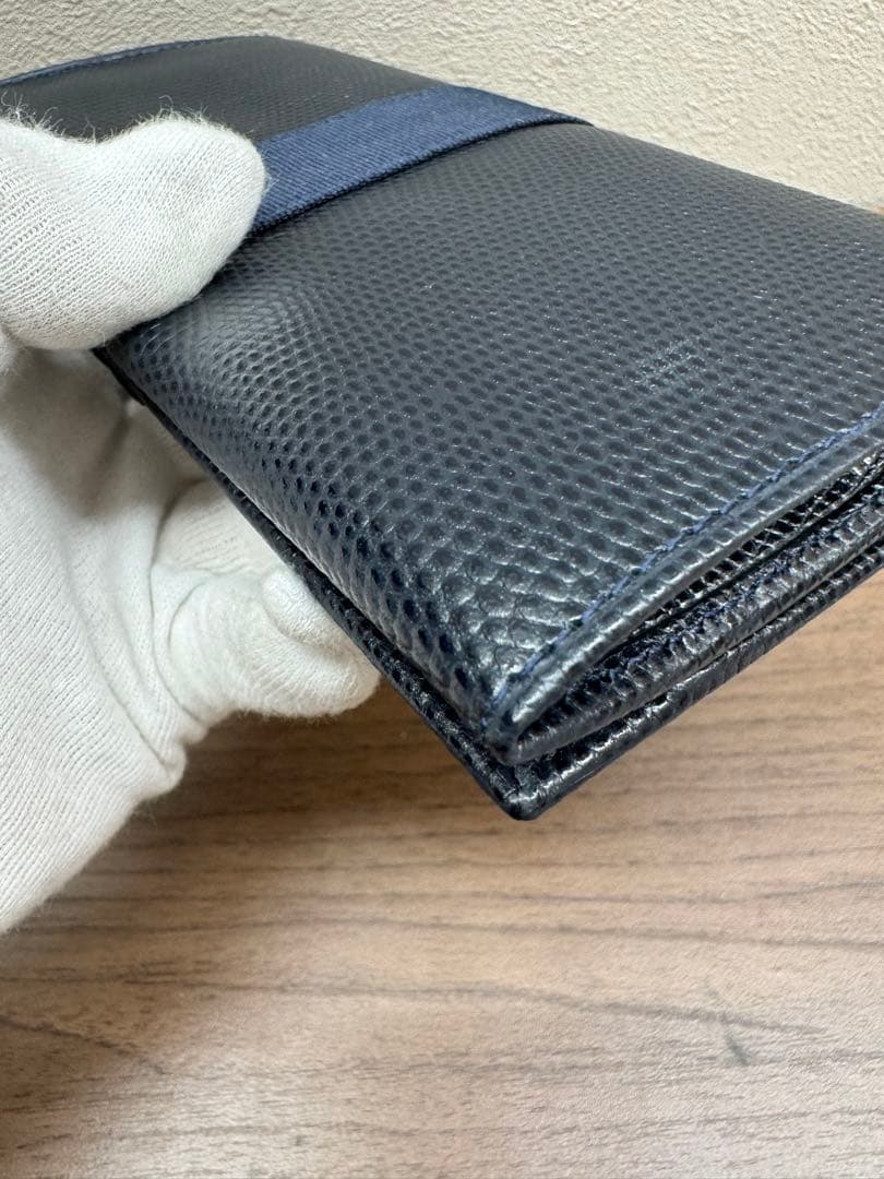 Salvatore Ferragamo メッシュ長財布