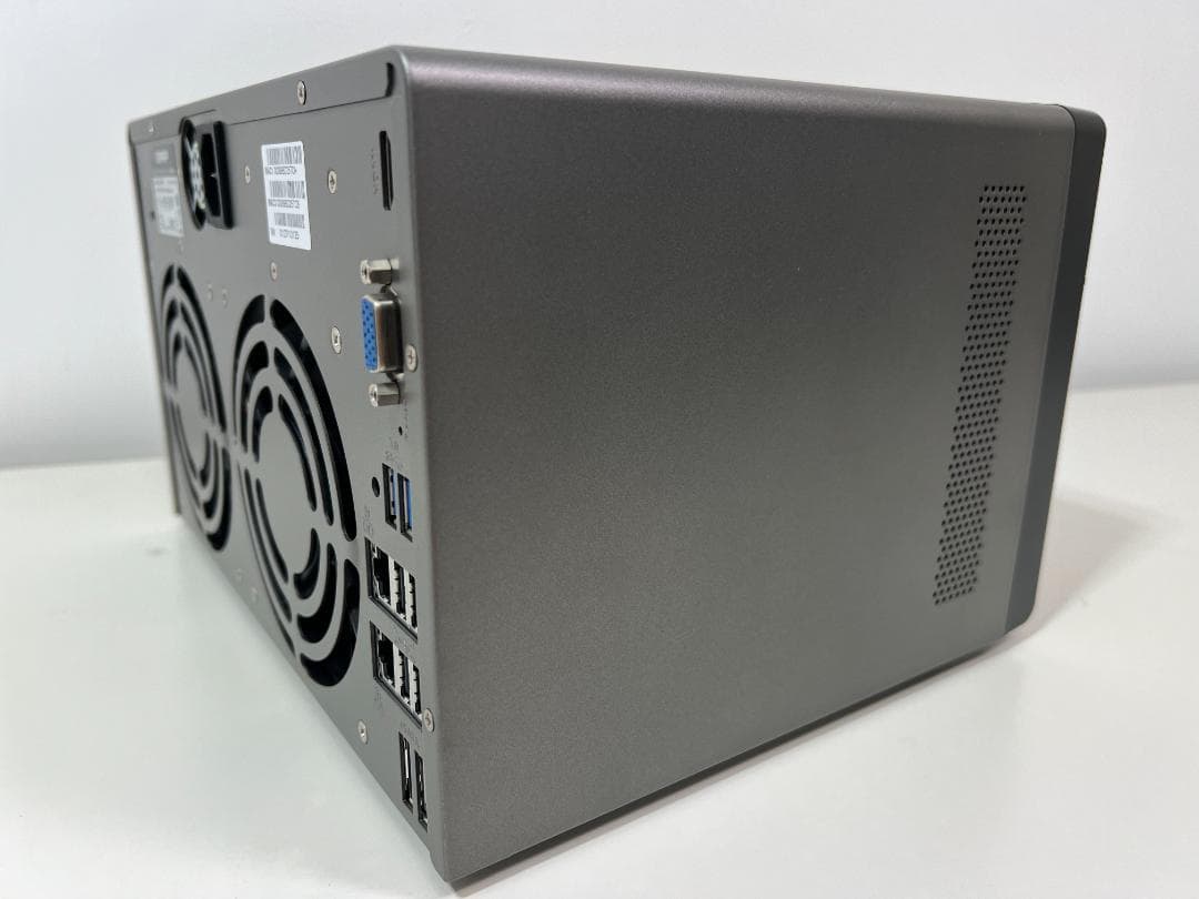 Qnap TS-869 Pro WD RED 3TB x8本