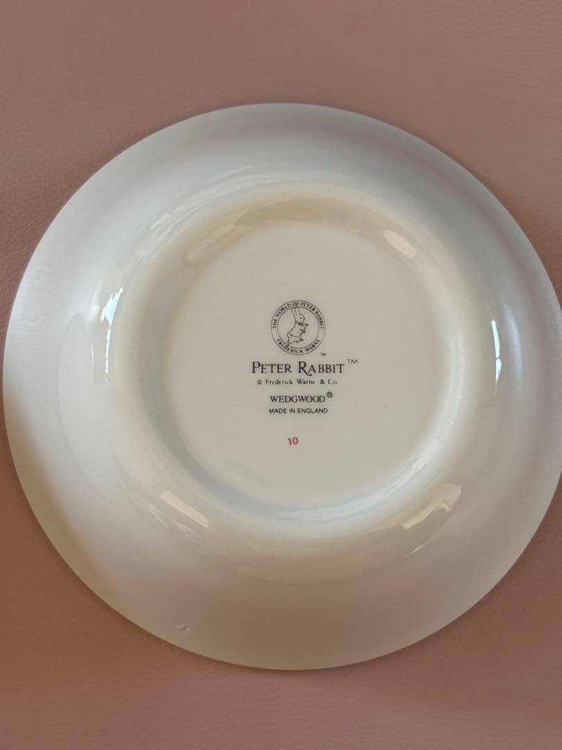ウエッジウッド ピーターラビット ボウル&お皿 2セット