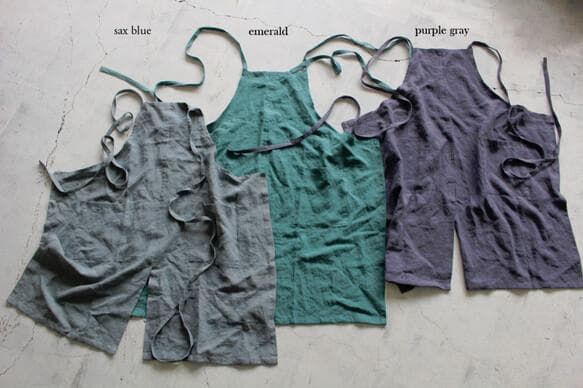 厚手リネンのワークエプロン　スリット入り　ベルギーリネン