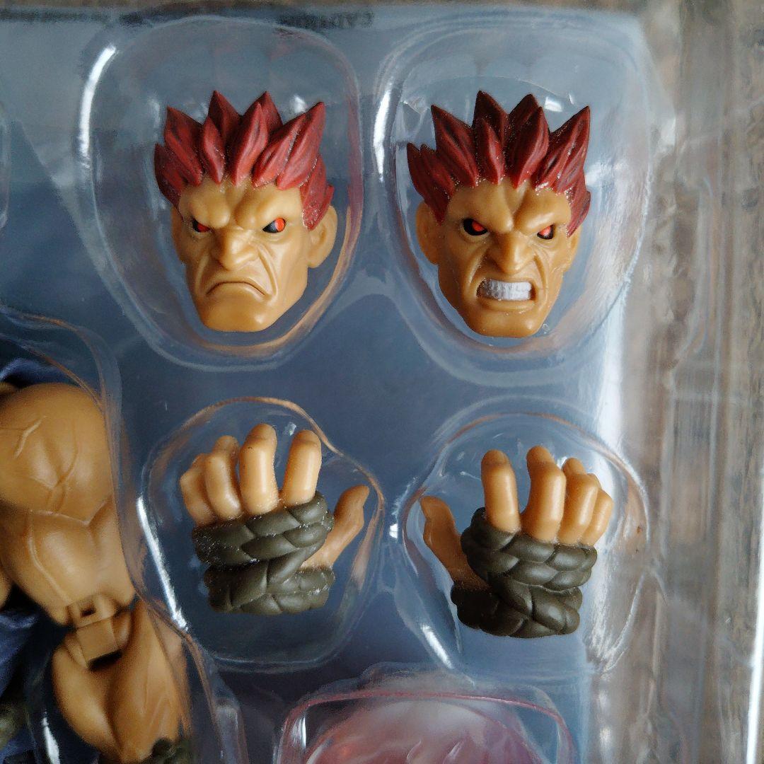 S.H.フィギュアーツ ストリートファイター豪鬼