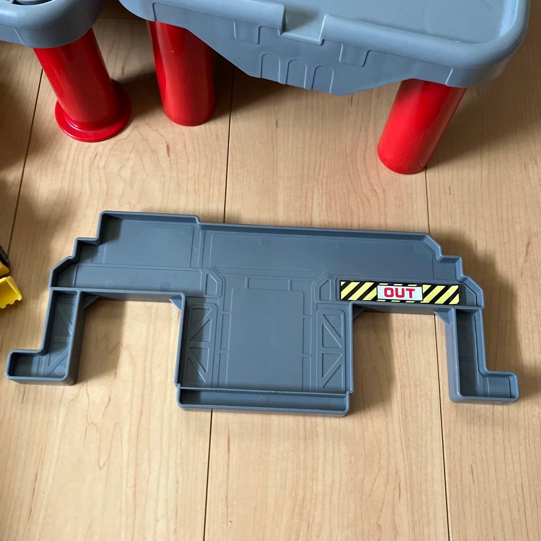 トミカ はじめてトミカちゅうしゃじょうセット