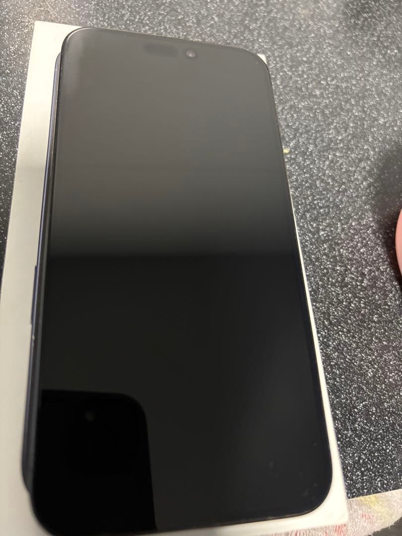 美品！Apple iPhone 15 ProMax256GB本体