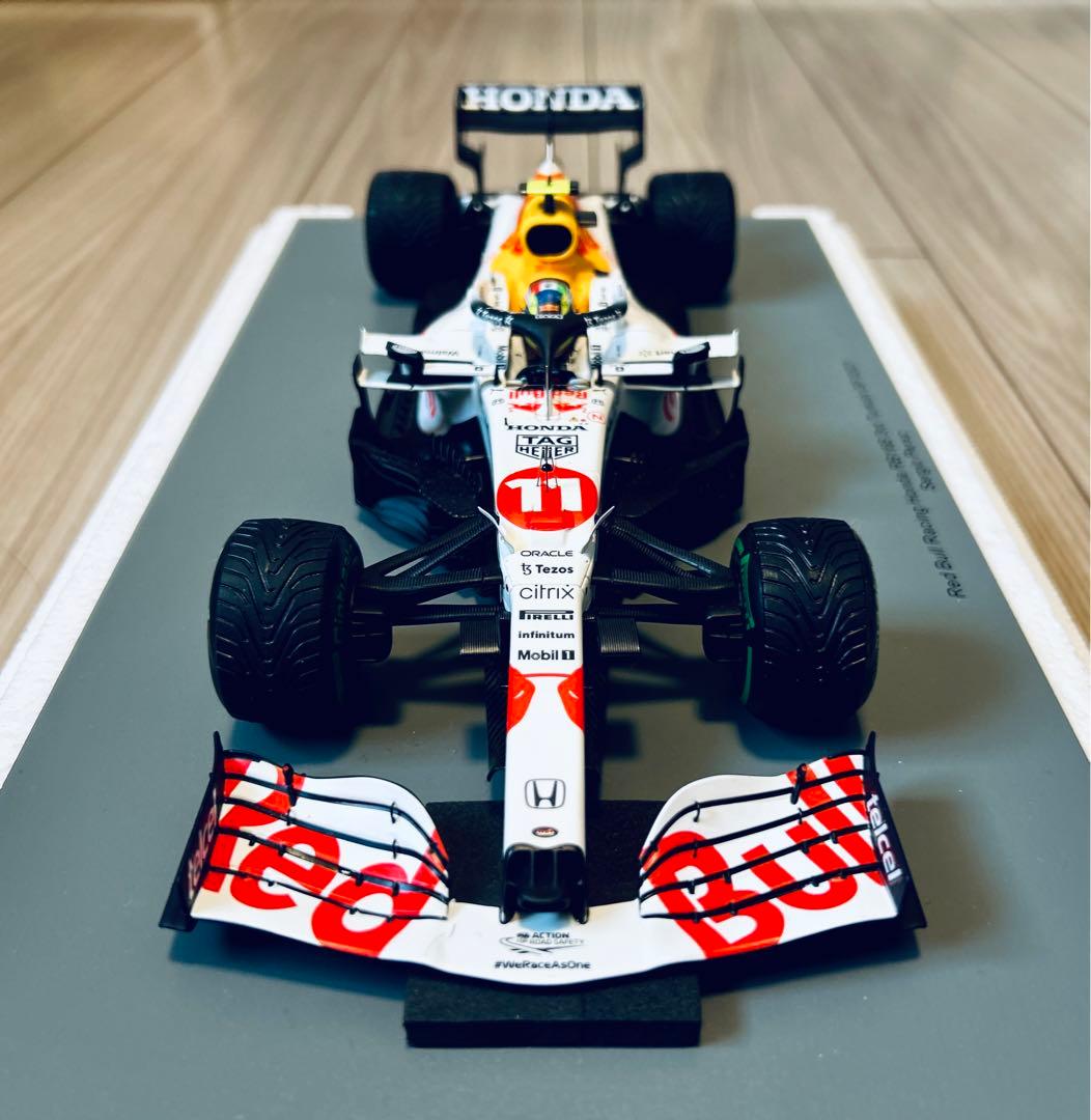 スパーク レッドブル RB16B 1/18 ミニカー トルコGP ペレス