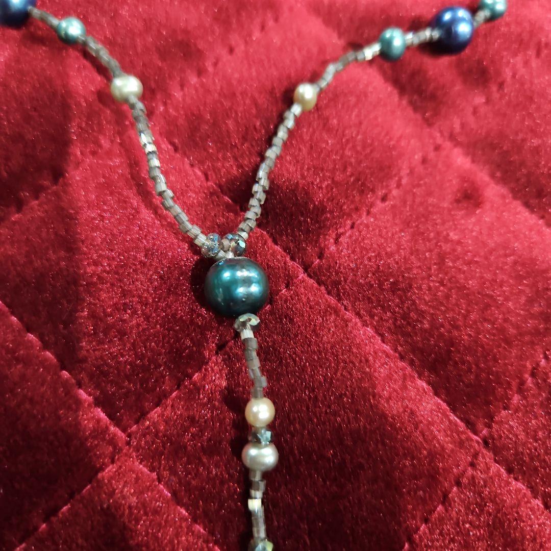 カラーパールリーフネックレス