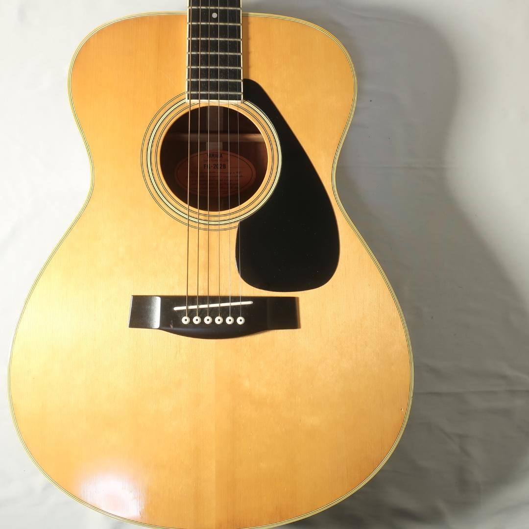 美品 YAMAHA FG-202B アコースティックギター ケース付
