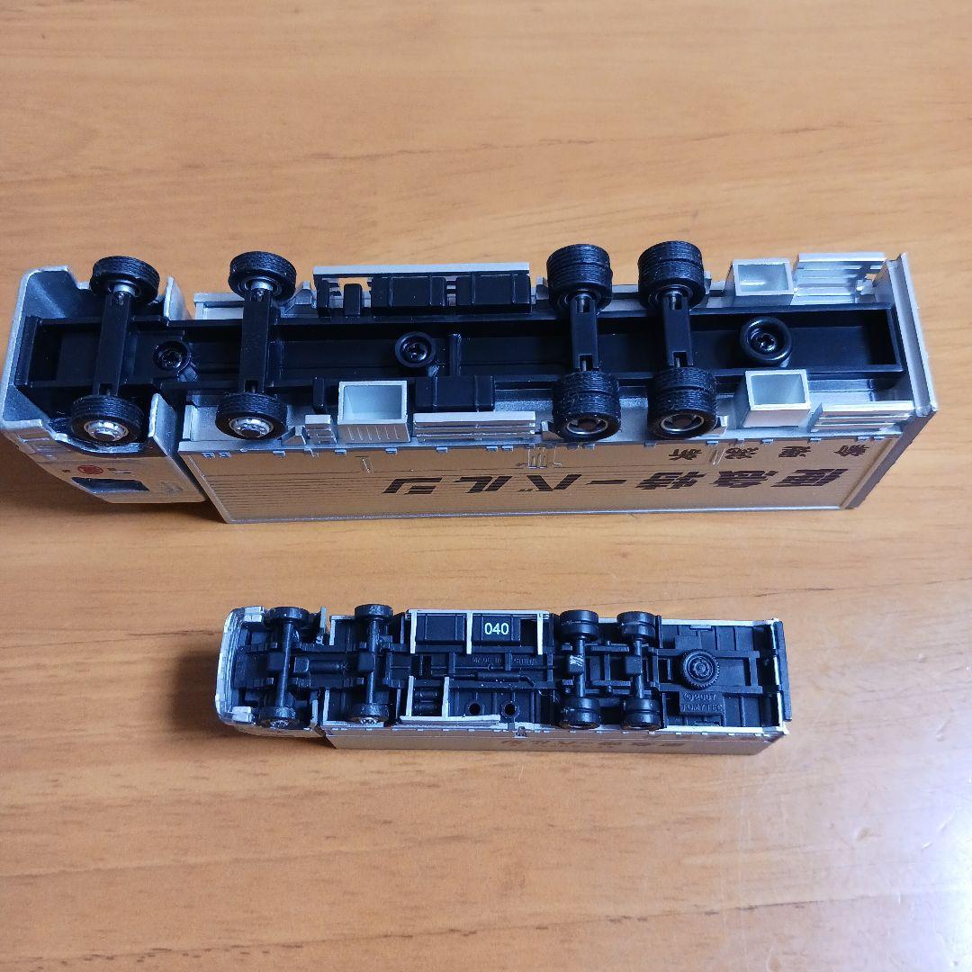 新潟運輸　シルバー特急便トラック ミニカー2台セット