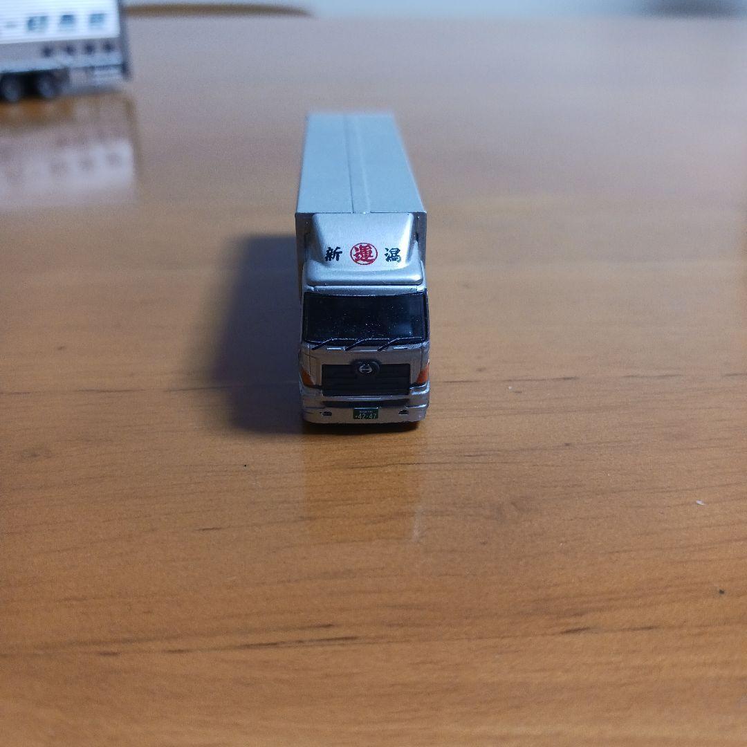 新潟運輸　シルバー特急便トラック ミニカー2台セット