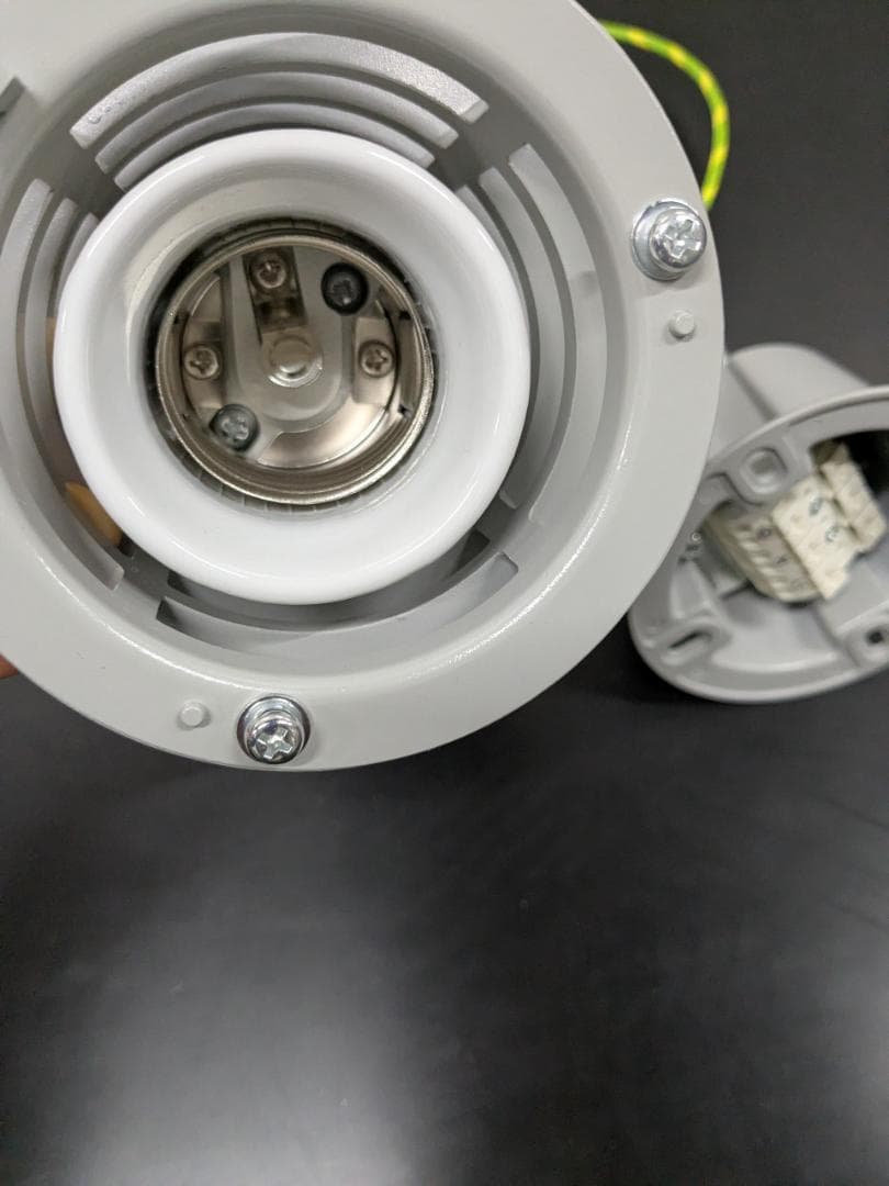 岩崎電気　IWASAKI　高天井用ランプホルダ　O39-456C　未使用　送料込