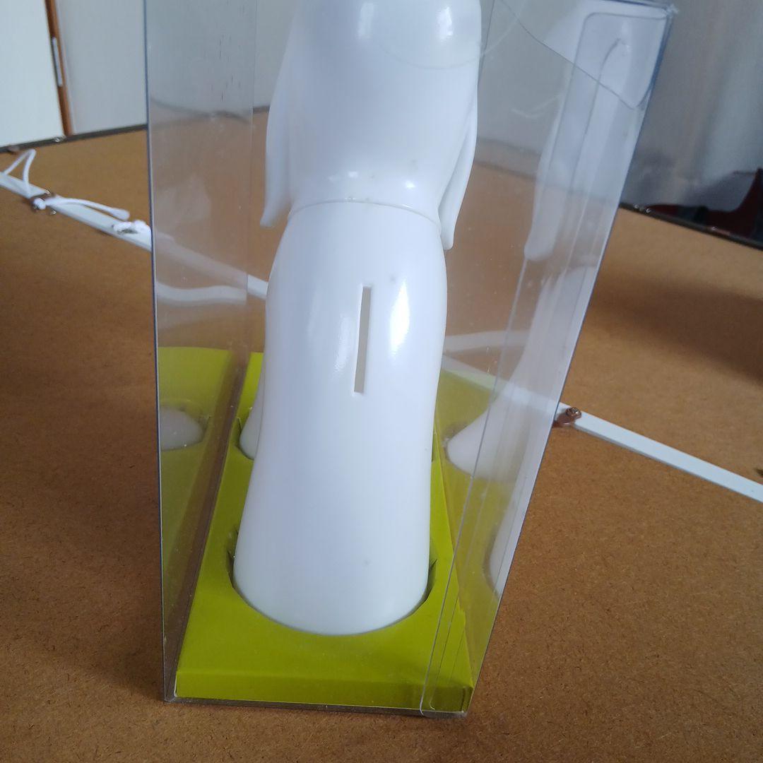 犬型オブジェ 白色 プラスチック製