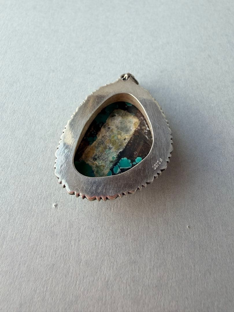 ペンダント　ヴィンテージ 天然トルコ石 アクセサリー　シルバー　ハンドメイド