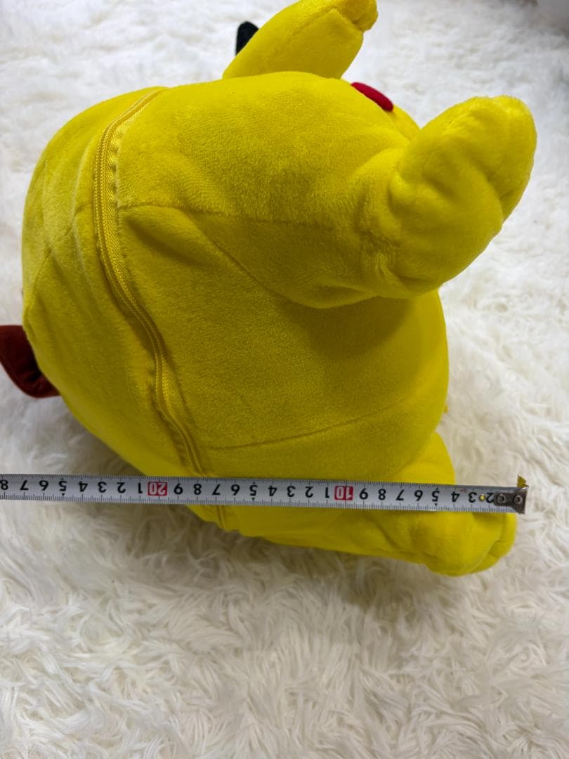 明治　懸賞当選品　非売品 ピカチュウ 大きなぬいぐるみ　くるりんモンスターボール