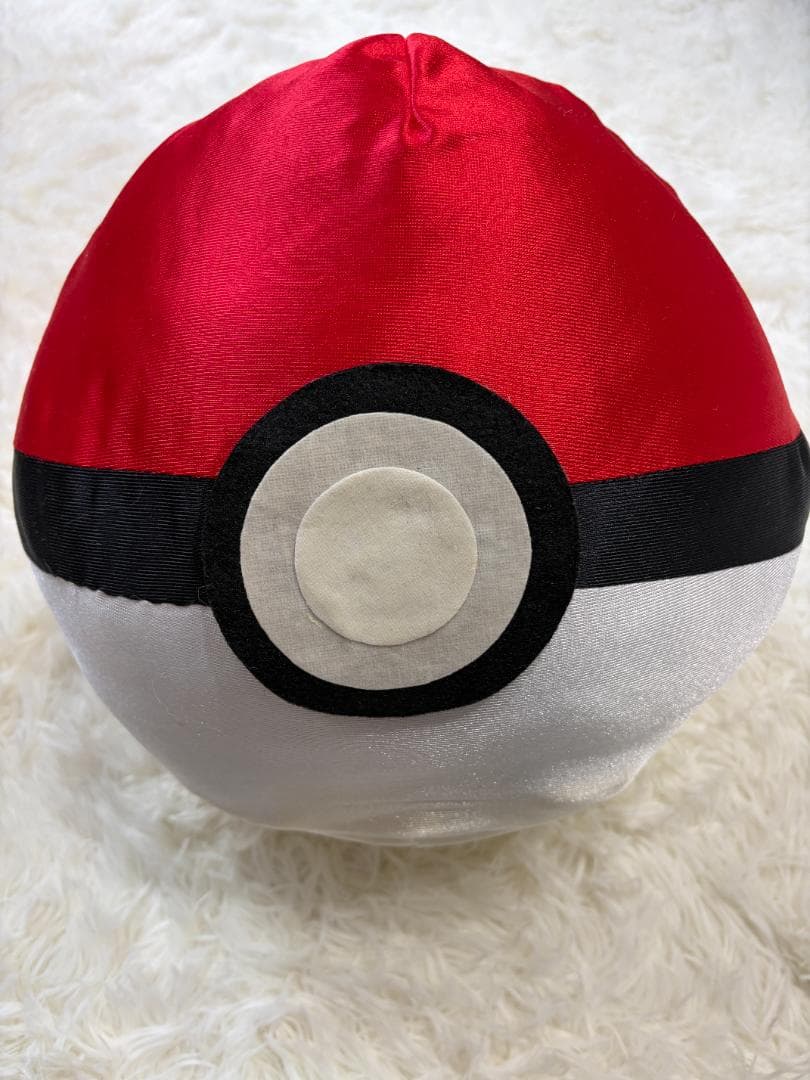 明治　懸賞当選品　非売品 ピカチュウ 大きなぬいぐるみ　くるりんモンスターボール