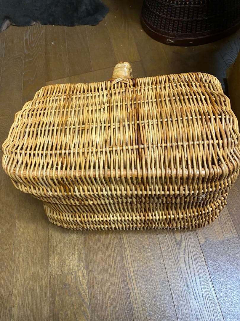 ラタン　ヴィンテージ　取手付きカゴ