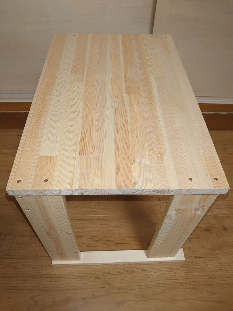 【累積217台目】1台用のパチスロを置く台★新品のパイン集成材を使用★高さ45㌢