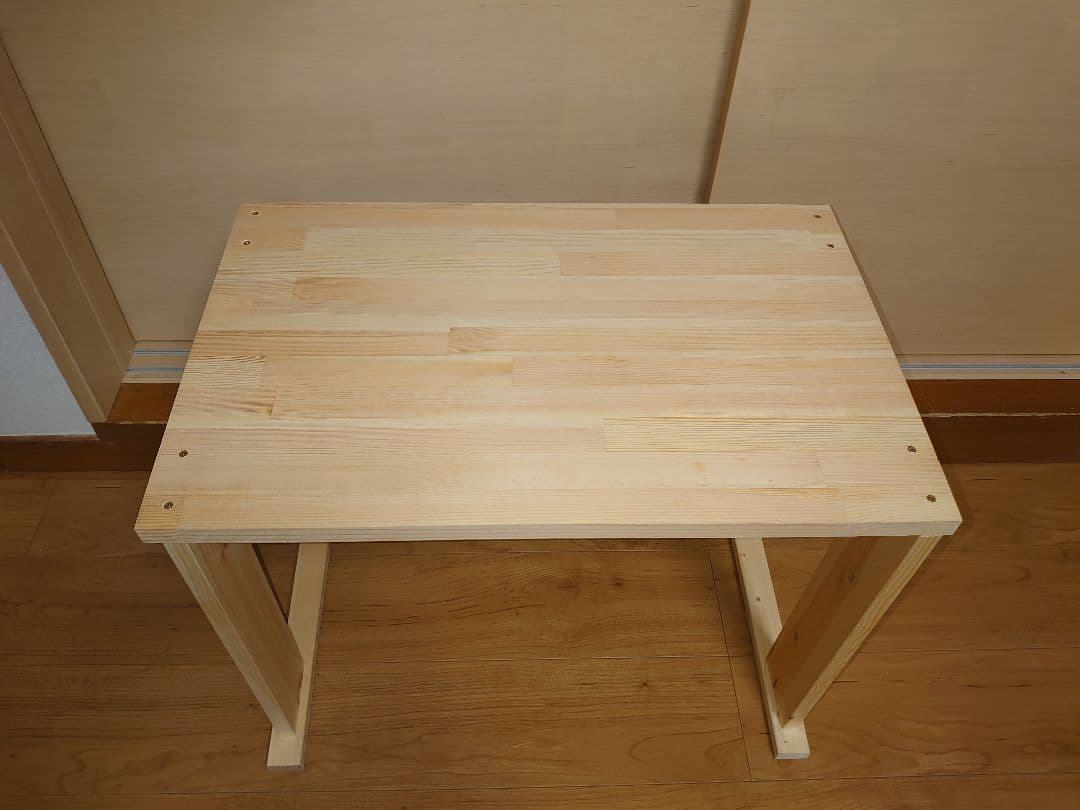 【累積217台目】1台用のパチスロを置く台★新品のパイン集成材を使用★高さ45㌢