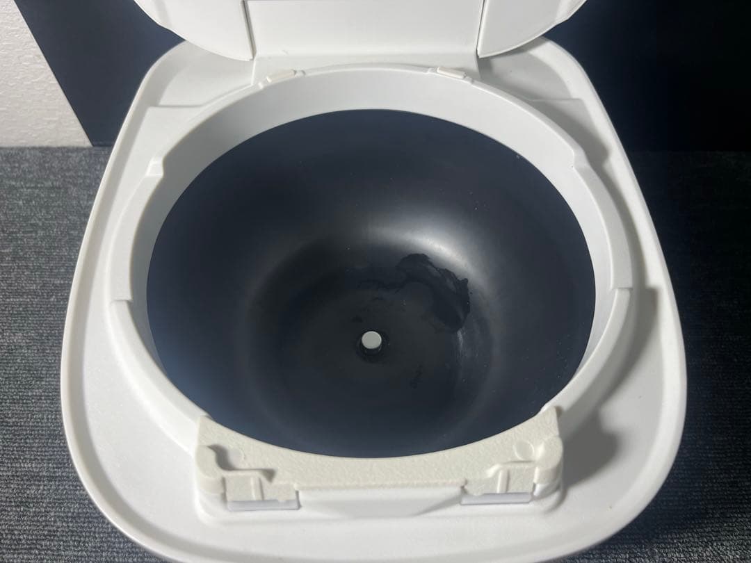 タイガー 圧力IH炊飯ジャー　5.5合炊き　JPC-B102 18年製