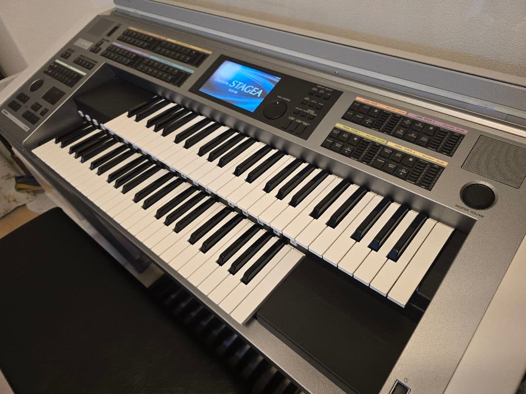 ヤマハ ステージア ELS-02 エレクトーン 2022年製 補助ペダルなど付属