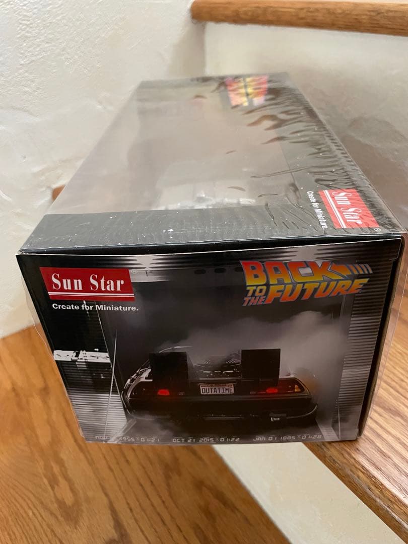 sunstar バック トゥー ザ フューチャー 1/18 デロリアン1