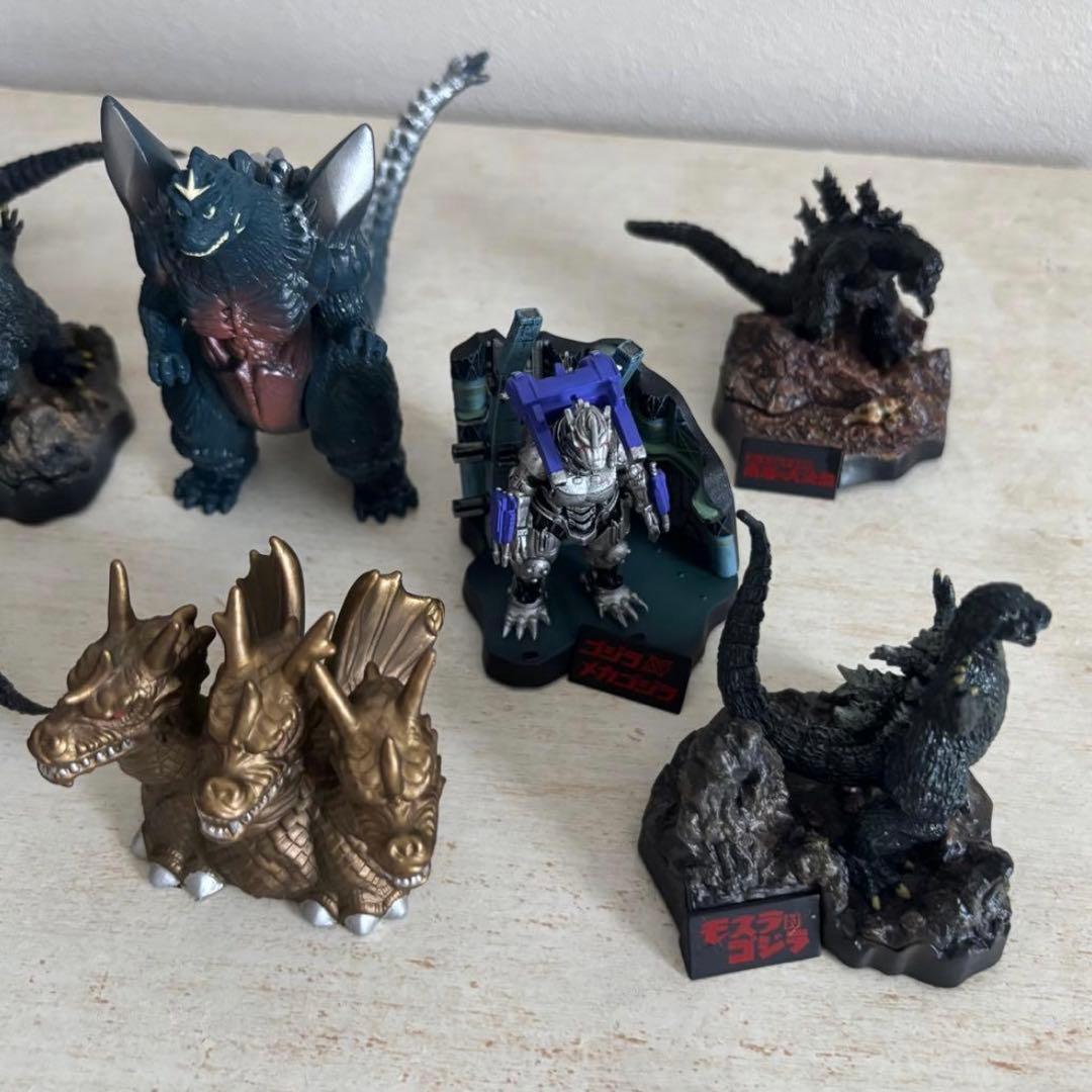 ゴジラ　メガゴジラ　ガメラ　フィギュアセット売り　計14点