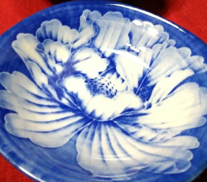 ♥コレクション品⬛６０年前ヴィンテージ⬛有田焼龍峰窯　染付大輪牡丹唐草輪花２皿