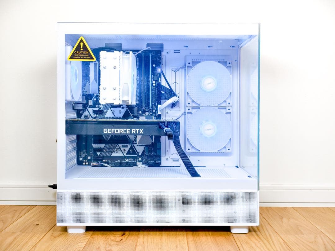 ゲーミングPC i7-9700K RTX2070Super 16GB 白