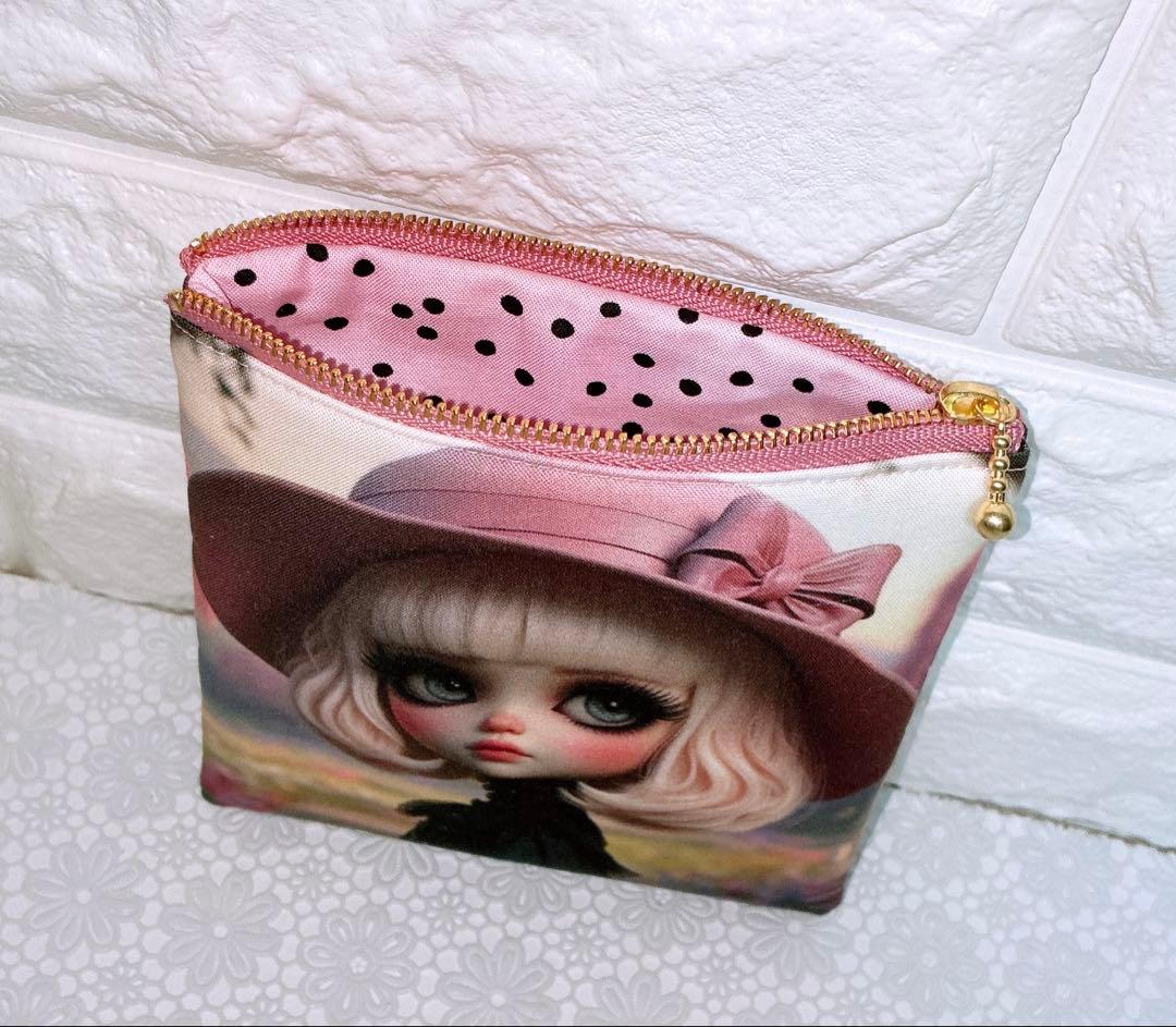 フラットポーチ♡女の子＆ポメラニアン