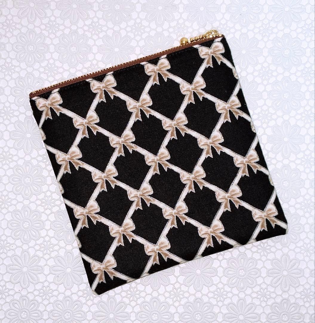 フラットポーチ♡女の子＆ポメラニアン