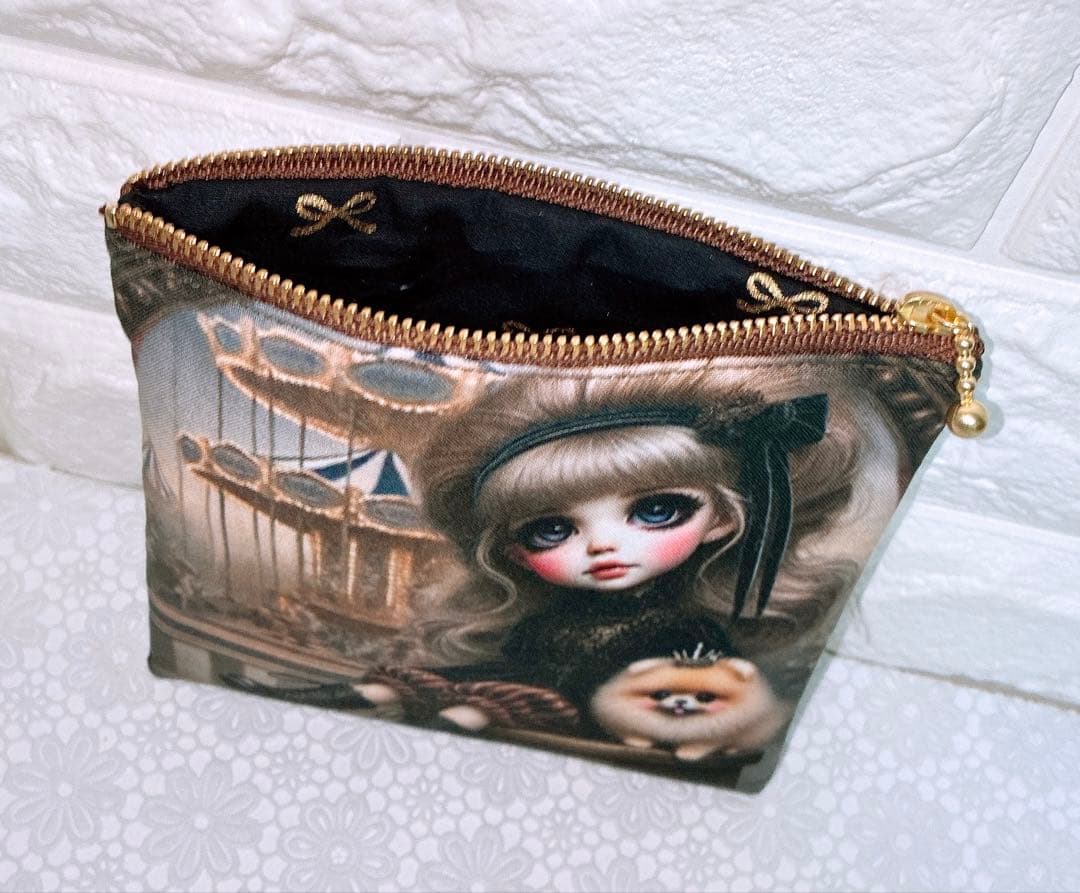 フラットポーチ♡女の子＆ポメラニアン