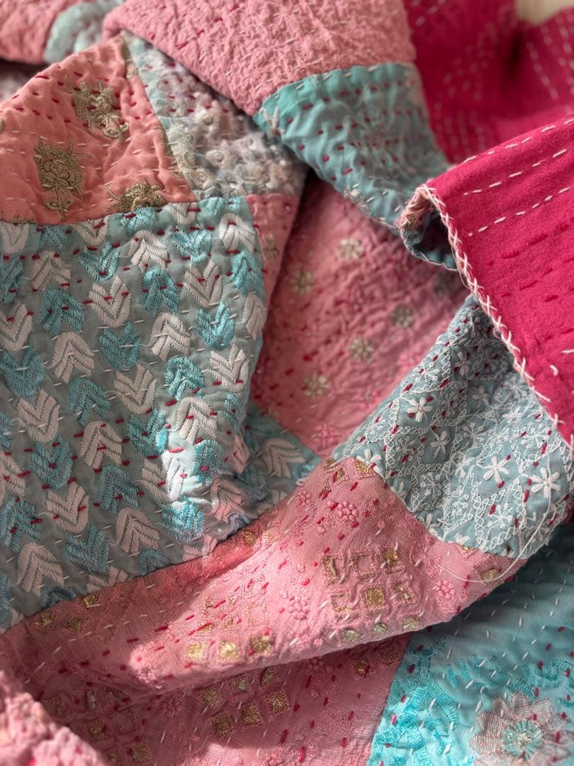 ラリーキルト　インド刺繍　カンタキルト　ヴィンテージ　パッチワーク　マルチカバー