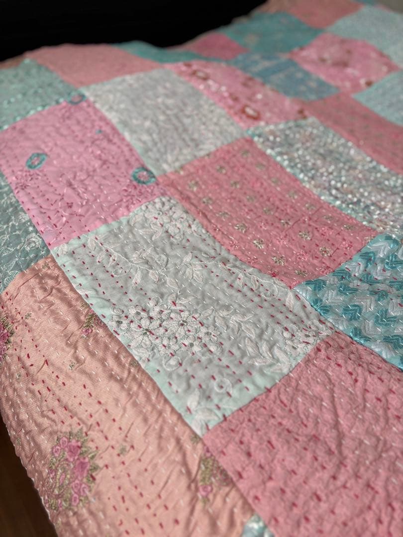 ラリーキルト　インド刺繍　カンタキルト　ヴィンテージ　パッチワーク　マルチカバー