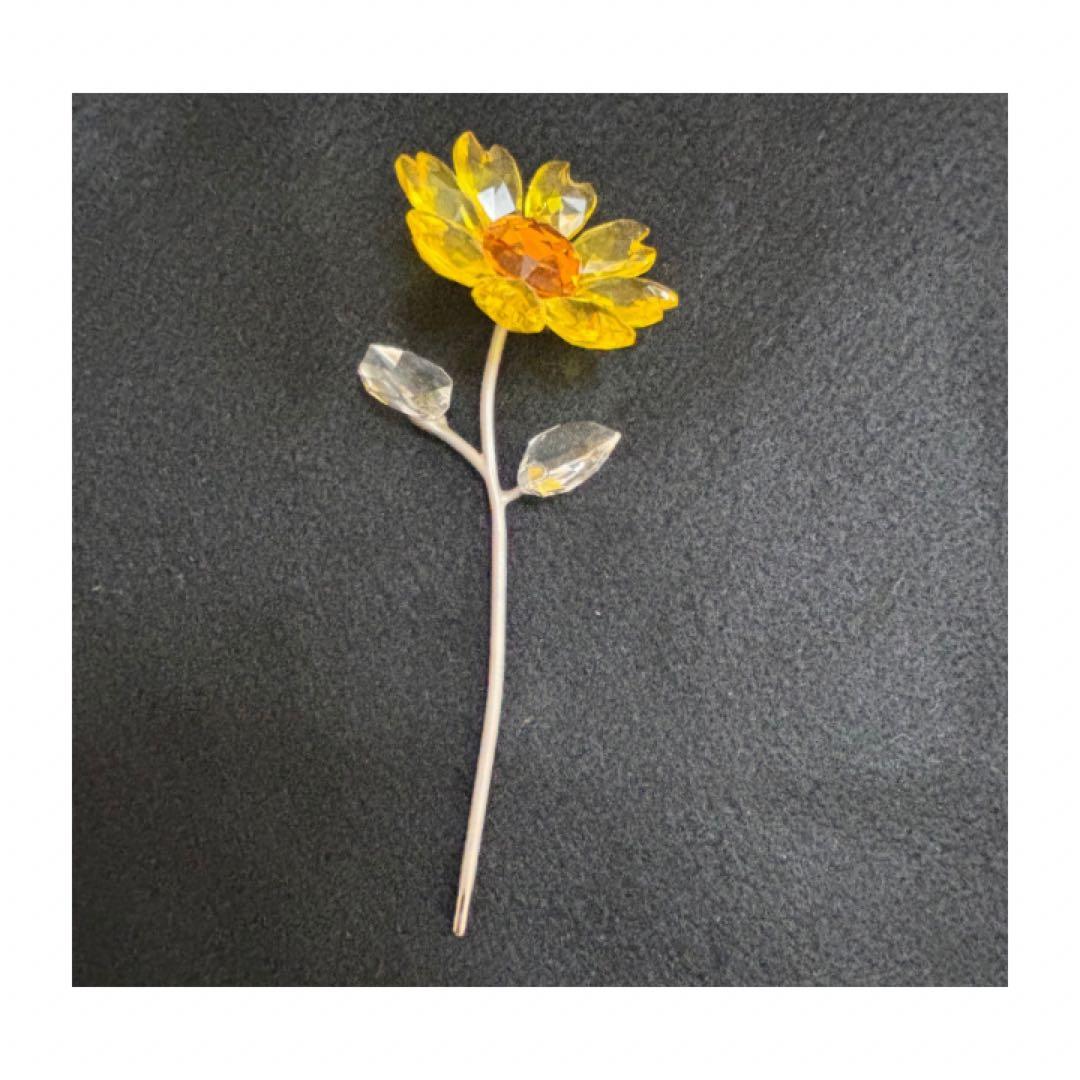 スワロフスキー　サンフラワー　ひまわり　クリスタル