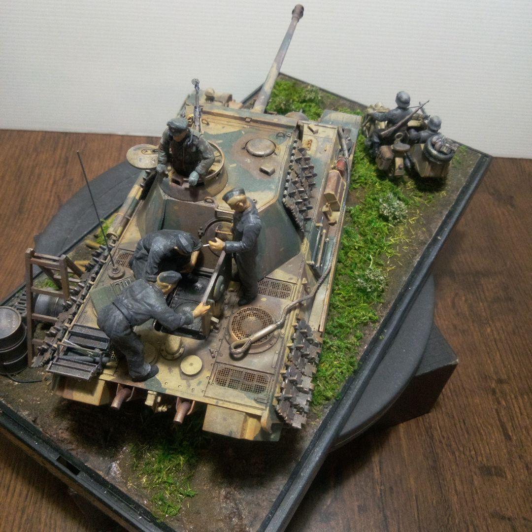 大蛇丸　パンター戦車 1/35　ジオラマ完成品　キングタイガー完成品