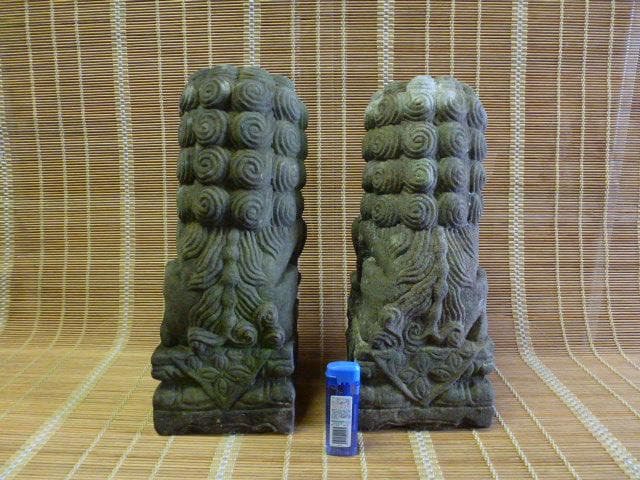 時代　石像　狛犬　一対　石彫　彫刻　縁起物　骨董　1尺　苔
