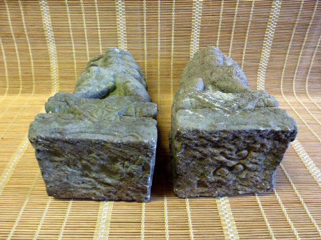 時代　石像　狛犬　一対　石彫　彫刻　縁起物　骨董　1尺　苔