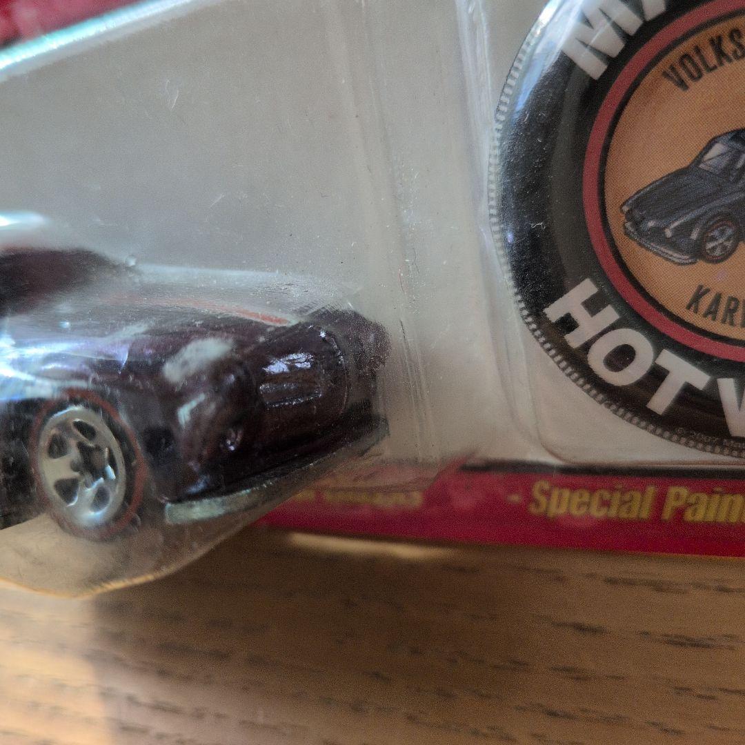 ミニカー Hot Wheels Classics Volkswagen Karmann