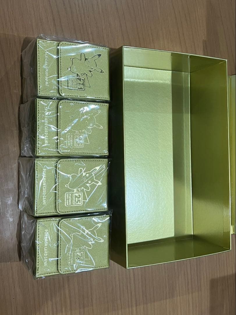 25th ANNIVERSARY GOLDEN BOXデッキケース4個