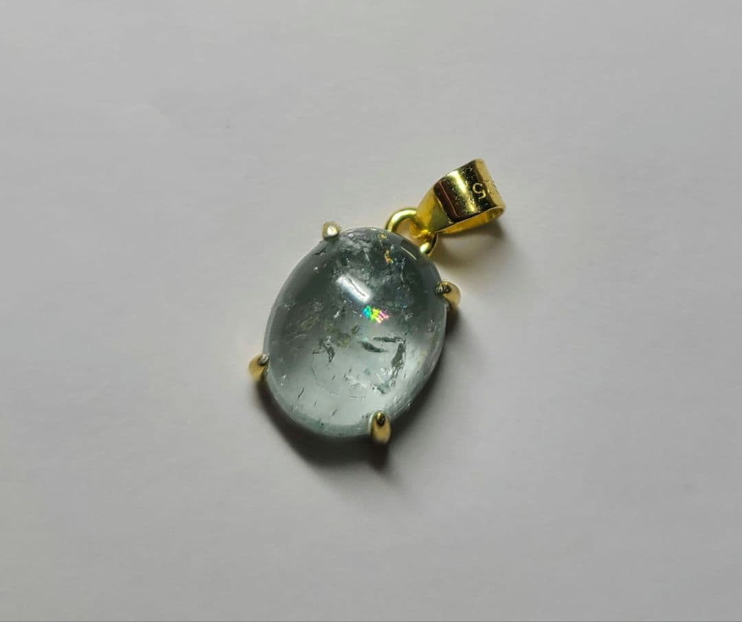 レインボー入り★シーブルーカラートルマリンペンダントトップ★