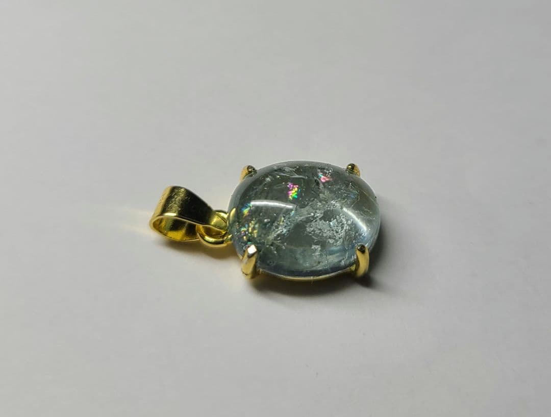 レインボー入り★シーブルーカラートルマリンペンダントトップ★