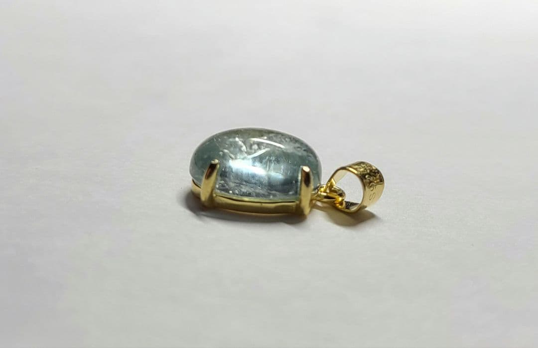 レインボー入り★シーブルーカラートルマリンペンダントトップ★