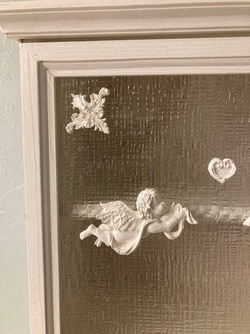 ホワイト木製キャビネット　ガラス棚DIYハンドメイド シェルフ ローラアシュレイ