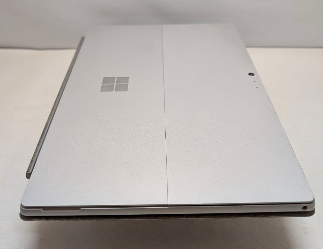 m3 Surface Pro6　Corei5第8世代　メモリ8GB/256GB