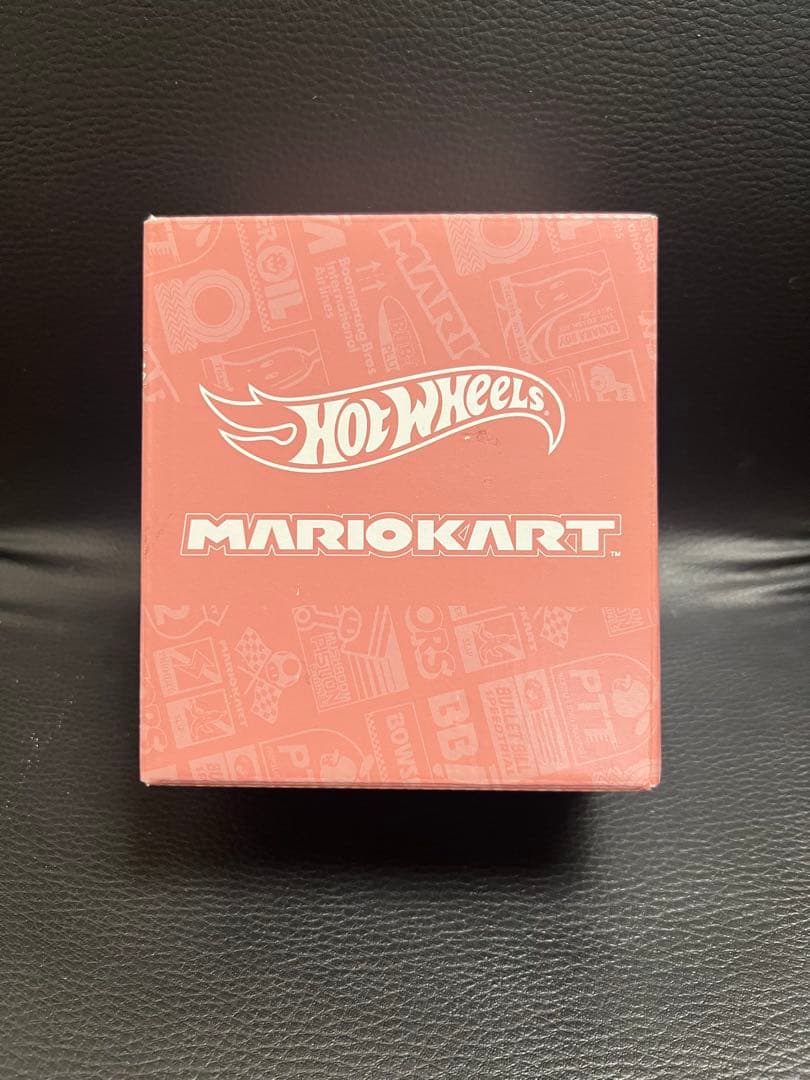 ホットウィール　マリオ　PINK GOLD PEACH