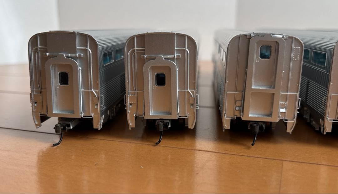 鉄道模型 INTER MOUNTAIN Step Up Hi Level Coach