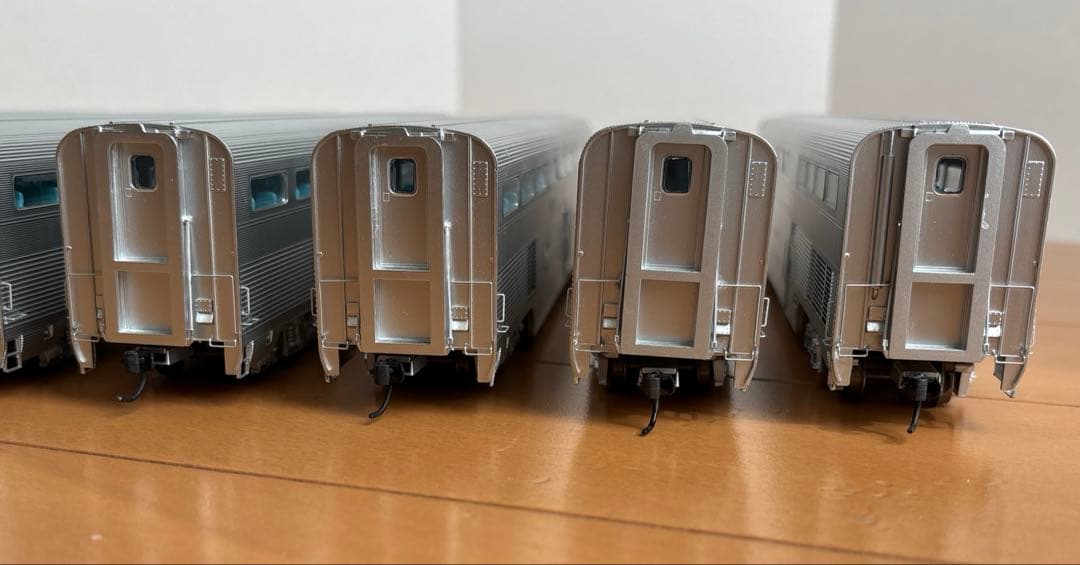 鉄道模型 INTER MOUNTAIN Step Up Hi Level Coach