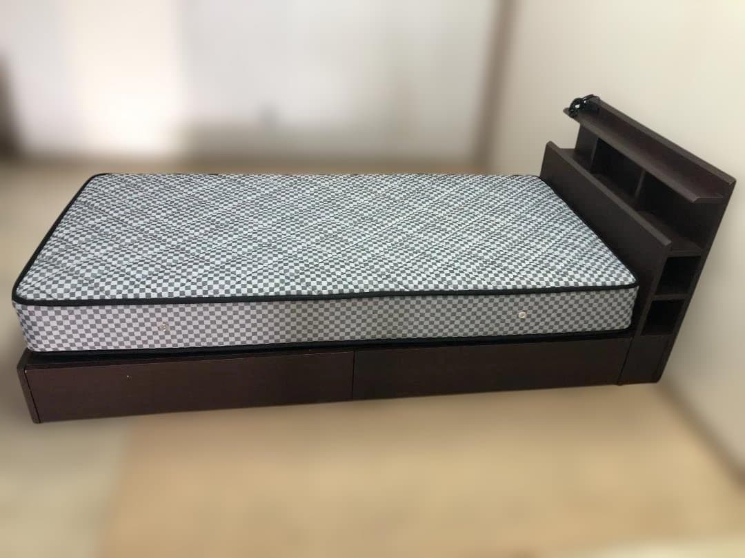 送料無料【収納付・マットレスセット】マナベ シングル 宮棚コンセント1024-2