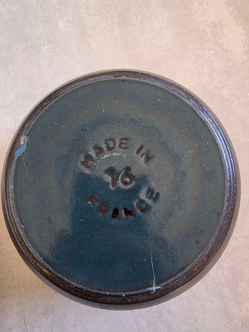 staub（ストウブ）ラ・ココット de GOHAN M 黒